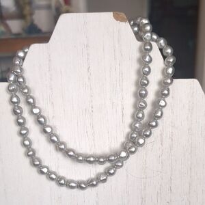 Single Strand Faux Pearl Necklace